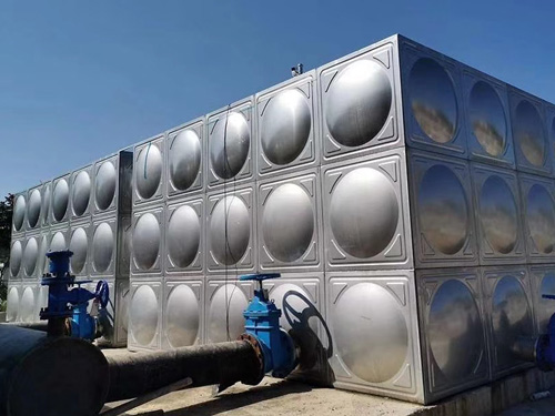 冬天怎樣保養(yǎng)不銹鋼水箱。